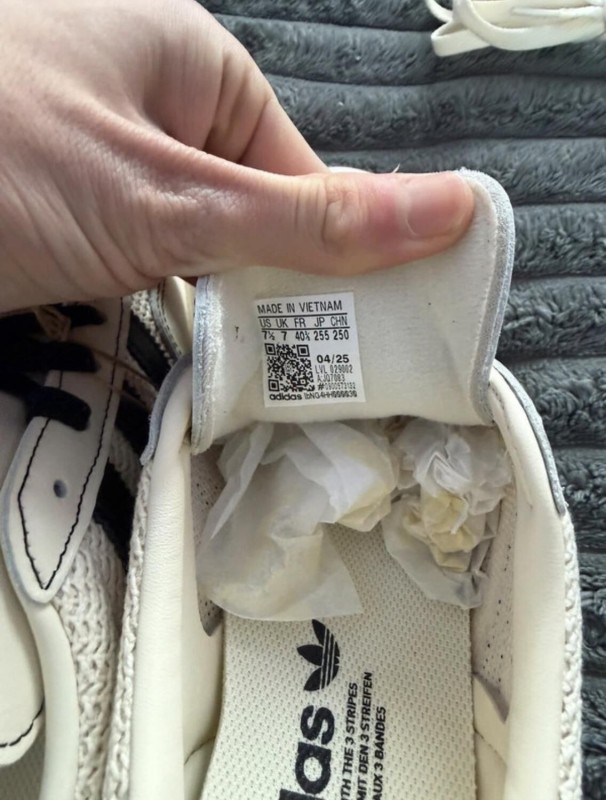 adidas gazelle indoors beige cream off white gum black - 40,5 2