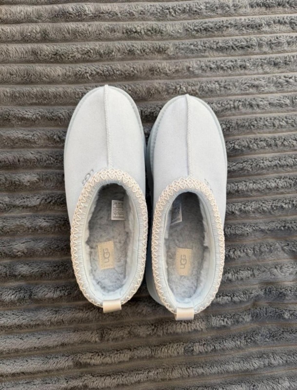 UGG Tazz Sky Blue Bleu Ciel Baby Blue - 41 2
