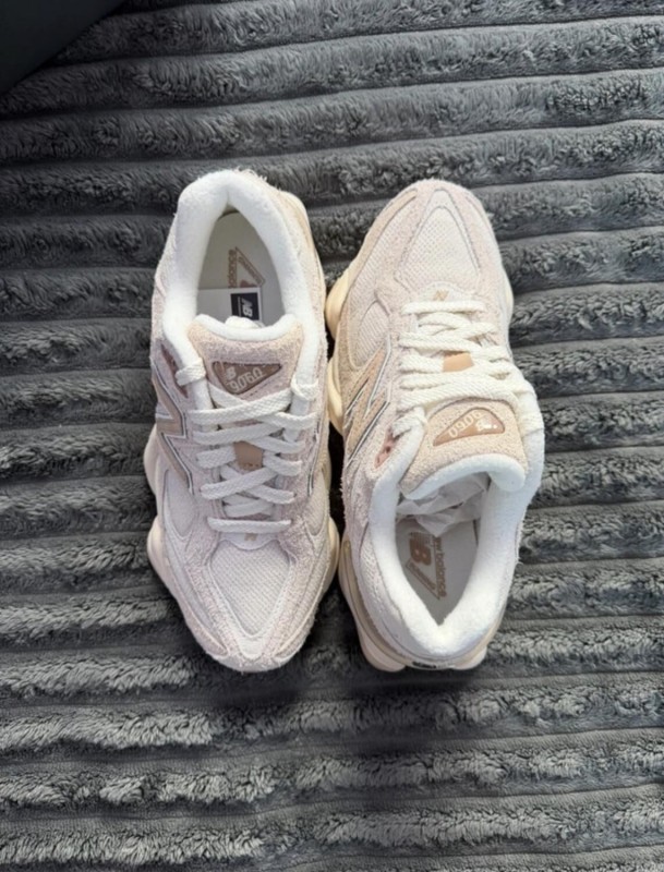 New Balance 9060 Bisque Sea Salt - 38 2