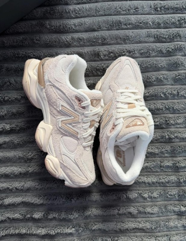 New Balance 9060 Bisque Sea Salt - 38 2