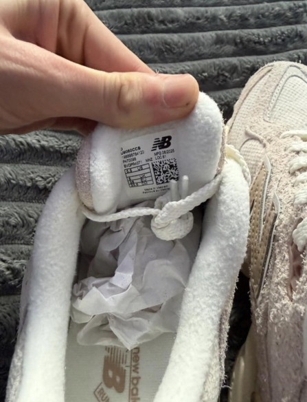 New Balance 9060 Bisque Sea Salt - 38