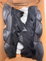 New Balance 9060 Triple Black Patent taille 37