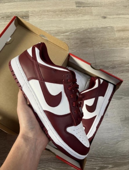 Nike Dunk Team Red