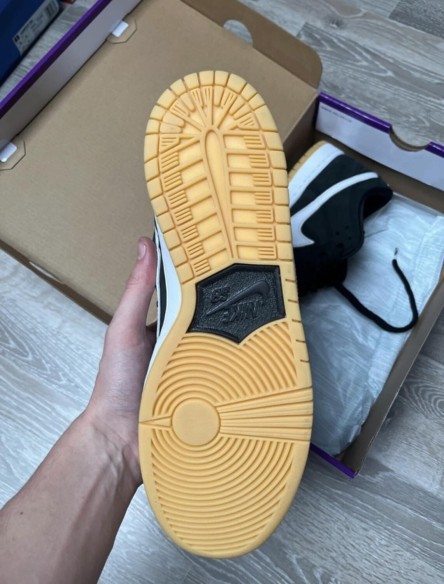 Dunk SB Black Gum