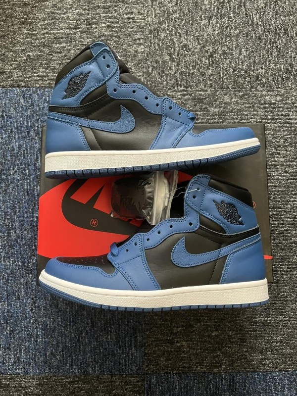 Jordan 1 Retro High OG Dark Marina Blue