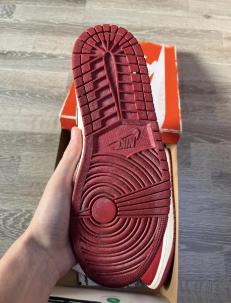 Jordan 1 lost & found