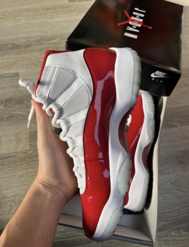 Jordan 11 cherry 2