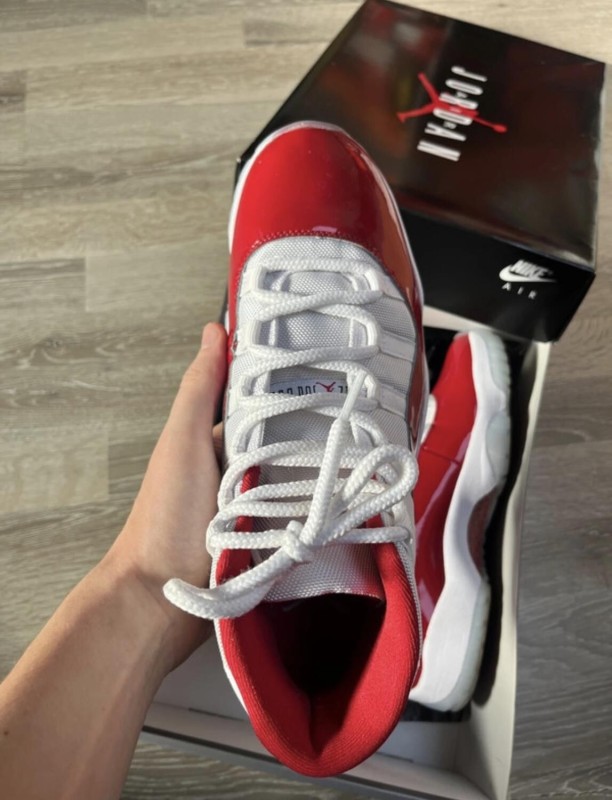 Jordan 11 cherry 2