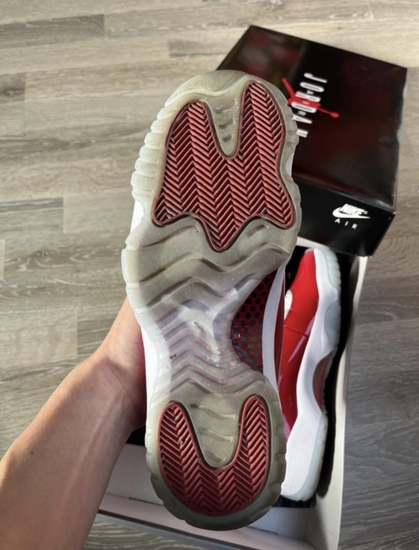 Jordan 11 cherry 2