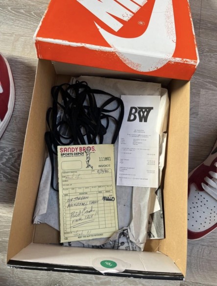 Jordan 1 lost & found