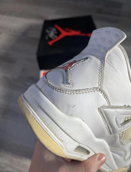 Jordan 4 pure money