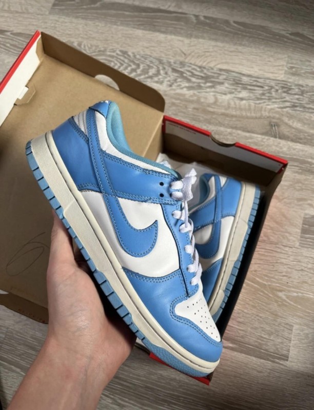 Nike Dunk unc