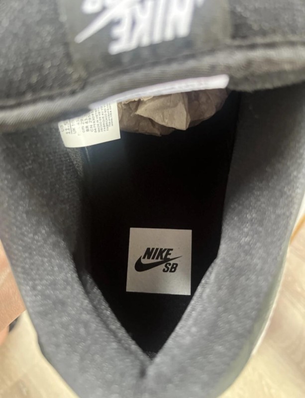 Dunk SB black gum 2