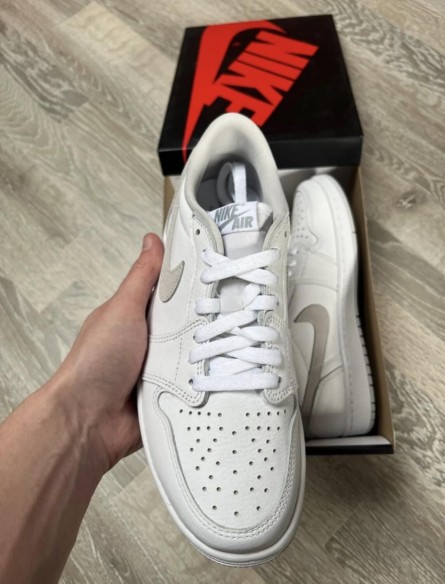 Jordan 1 low neutral grey