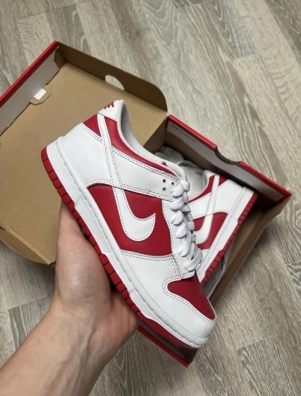 Nike Dunk Red reverse