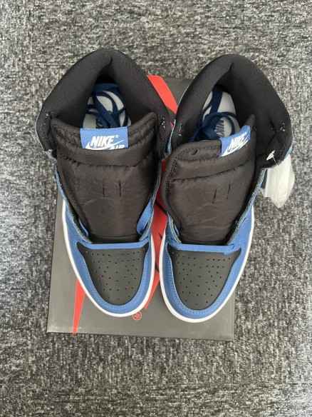 Jordan 1 Retro High OG Dark Marina Blue