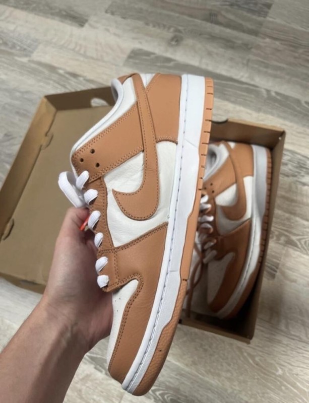 Dunk SB cognac 2