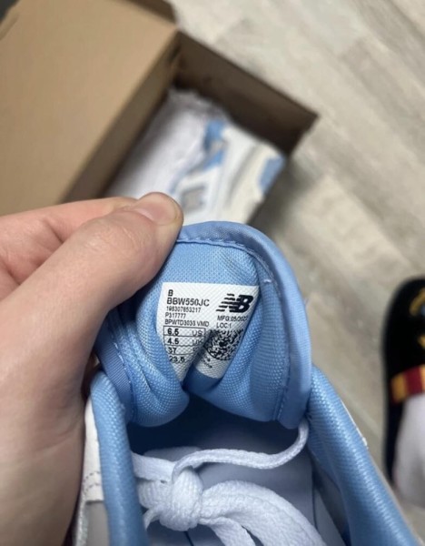 New Balance 550 unc