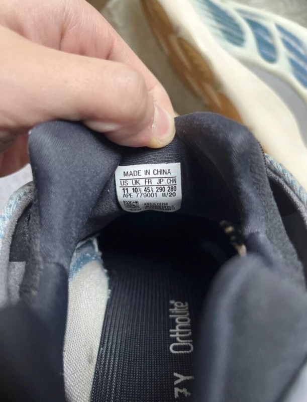 Yeezy 700 v3 kyanite 2
