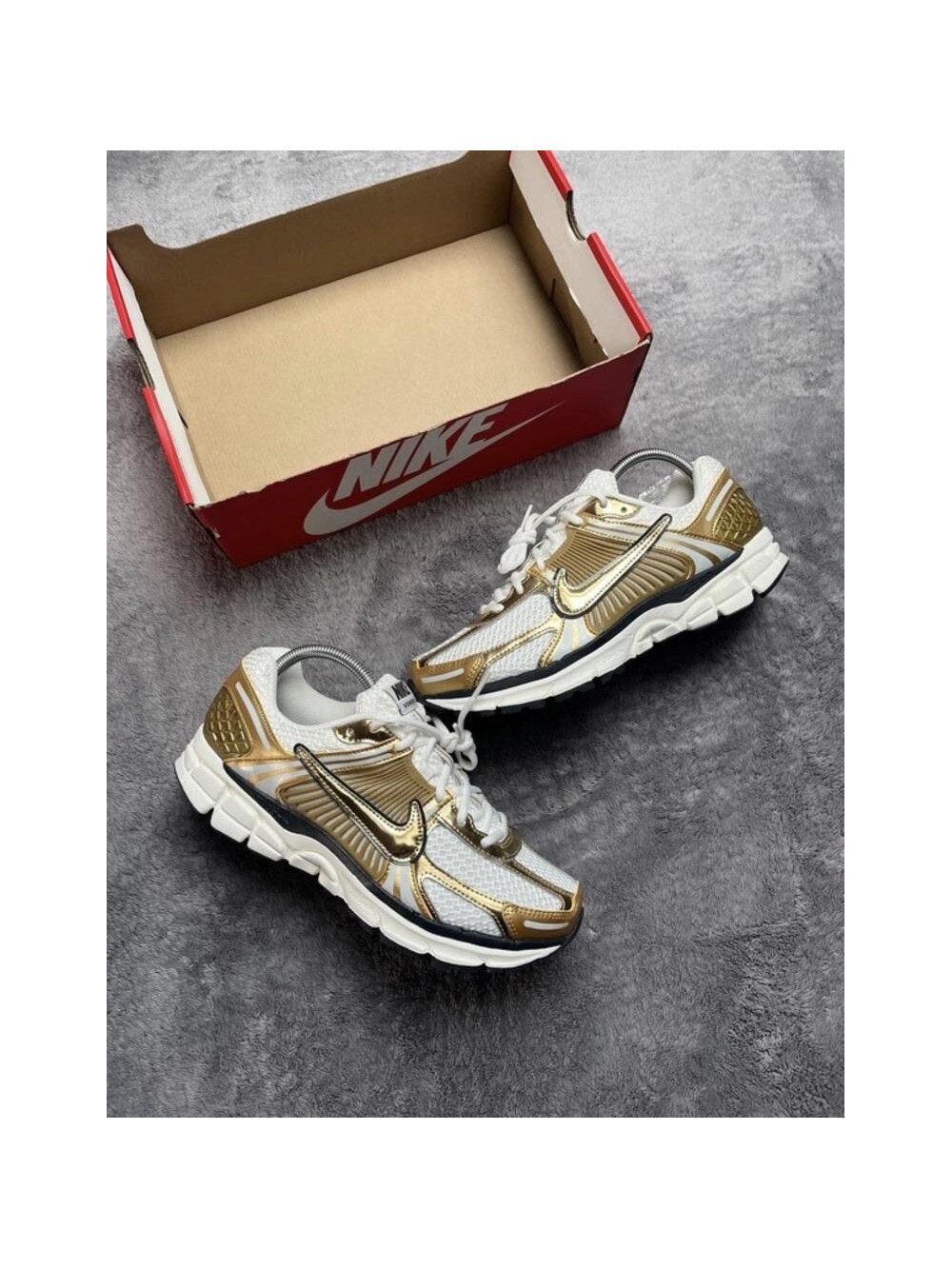 Nike vomero 5