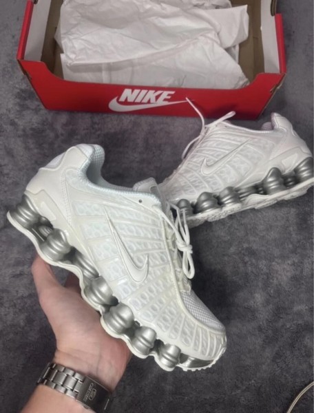 Nike shox