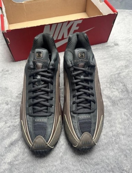 Nike shox r4