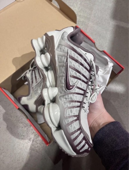 Nike shox tl