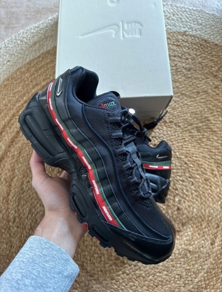 Nike air max 95 Undefeated - Taille 47,5