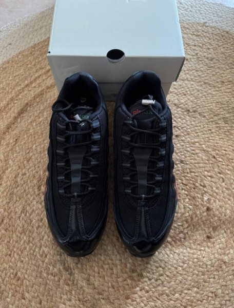 Nike air max 95 Undefeated - Taille 47