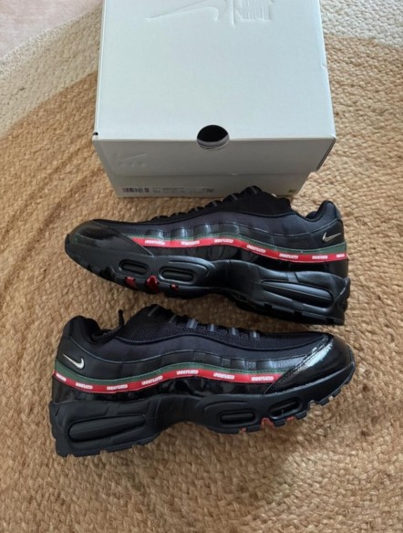 Nike air max 95 Undefeated - Taille 47