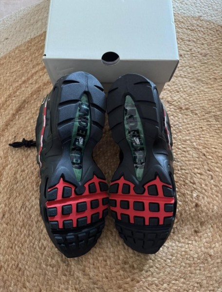 Nike air max 95 Undefeated - Taille 47