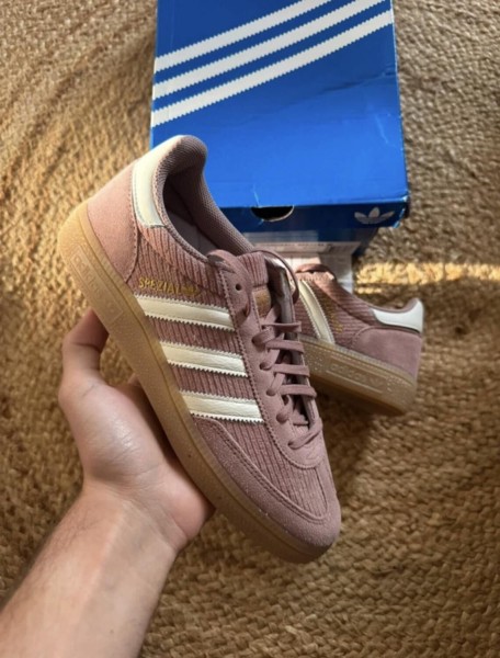 adidas handball pink - 38