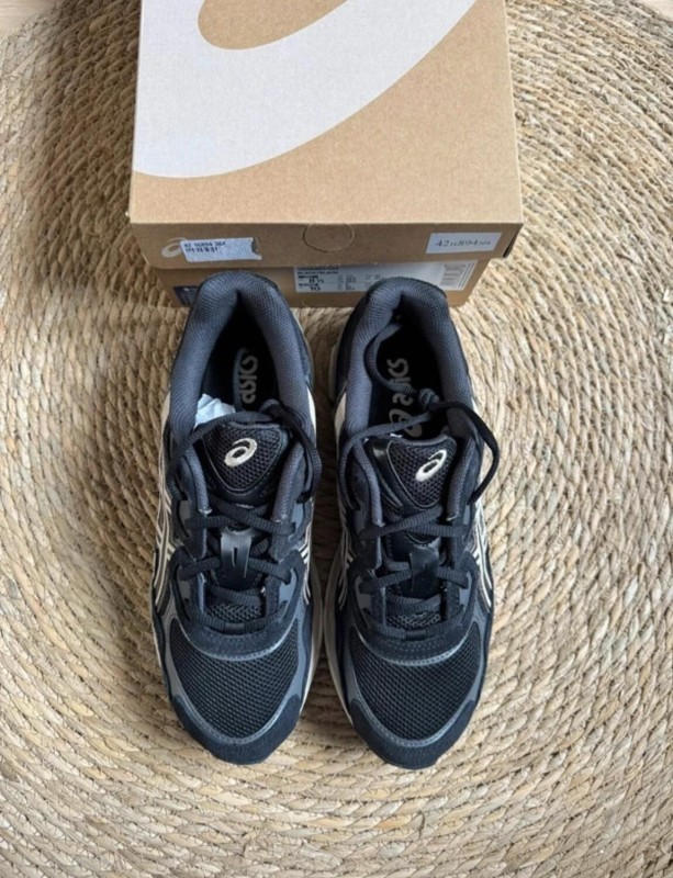 Asics Gel-Nyc Black Cream - 42 2
