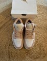 Nike Air Jordan 1 Low Oxford Pink - Taille 38,5