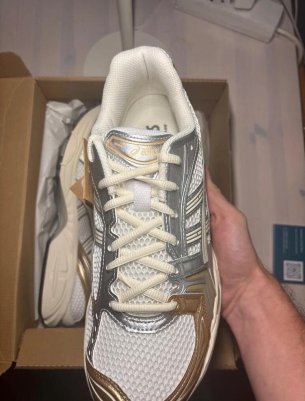 Asics gel kayano 14 white cream taille 44 2