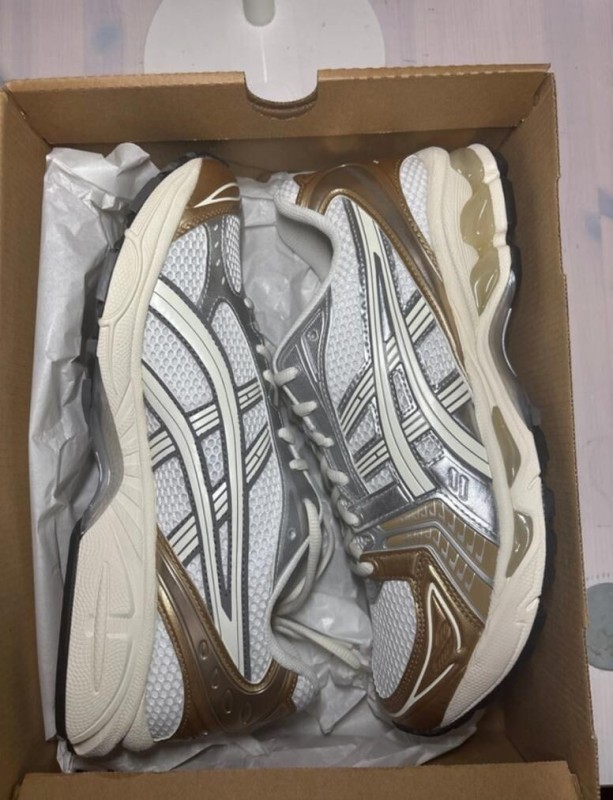 Asics gel kayano 14 white cream taille 44 2