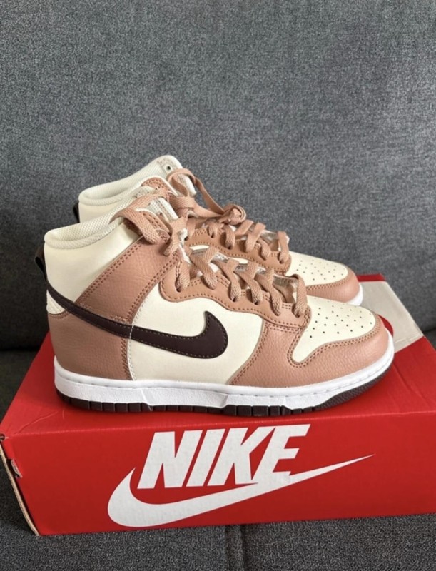 Nike dunk high dusted clay 2