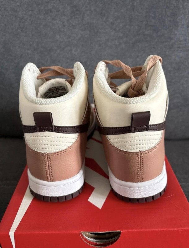 Nike dunk high dusted clay 2