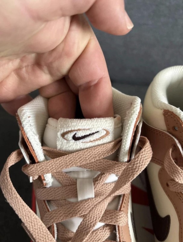Nike dunk high dusted clay 2