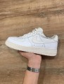 Nike Air Force 1 Triple White taille 42,5 homme