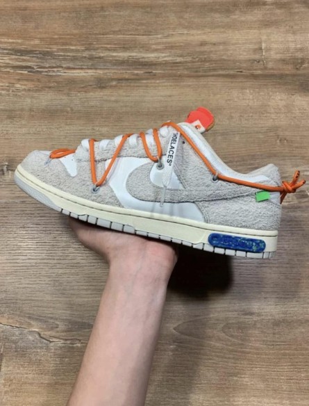 Nike Dunk Low Off White lot 31/50 taille 45,5 homme