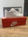 Nike Air Force 1 Triple White taille 42,5 homme