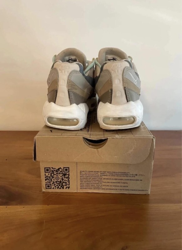 Nike Air Max 95 taille 38,5 femme 2