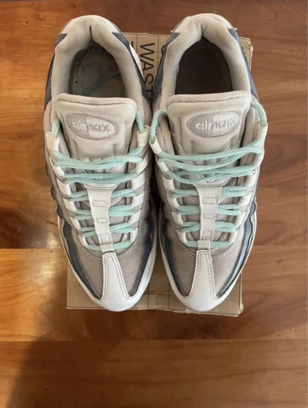 Nike Air Max 95 taille 38,5 femme 2