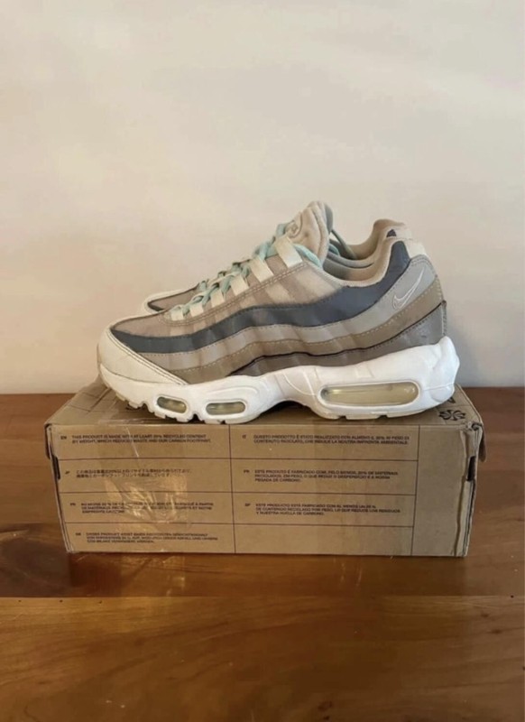 Nike Air Max 95 taille 38,5 femme 2