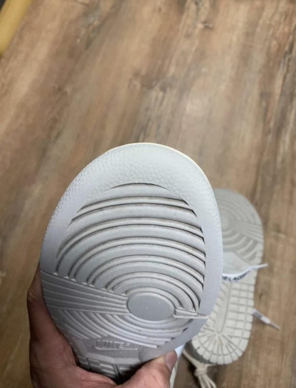 Nike Dunk Low Off White lot 25/50 taille 43 homme 2