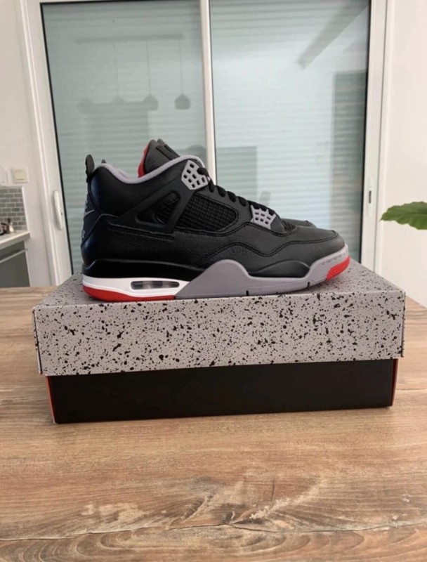 Air Jordan 4 bred reimagined taille 40 2