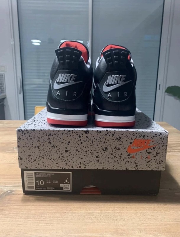 Air Jordan 4 bred reimagined taille 40 2