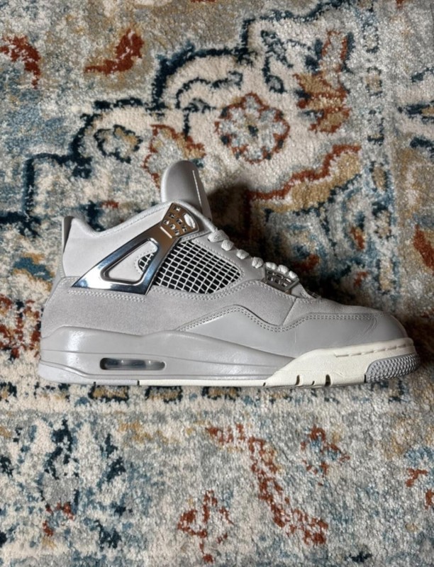 Air Jordan 4 Frozen 2