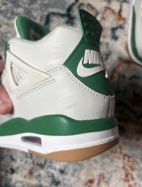 Air Jordan 4 SB Pine Green